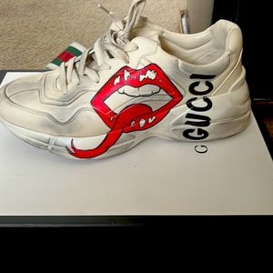 I’m selling my Gucci pythons size 8.5 I no longer where them